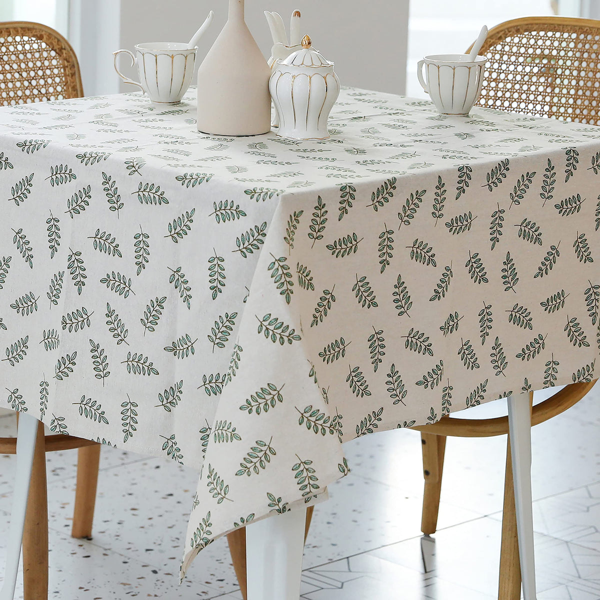 YiHomer Pastoral Rectangle Table Cloth 100% Polyester Fabric 60 x 84 Inch